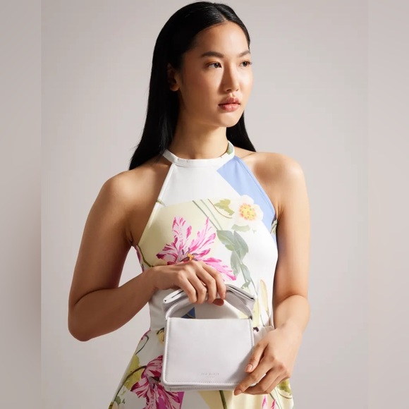 Ted Baker London Women's NIASINA Bow Detail Mini Crossbody Bag White - Picture 1 of 14